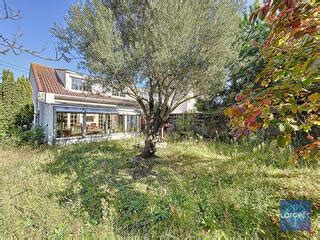 Maison à vendre dans le quartier Les Roses .